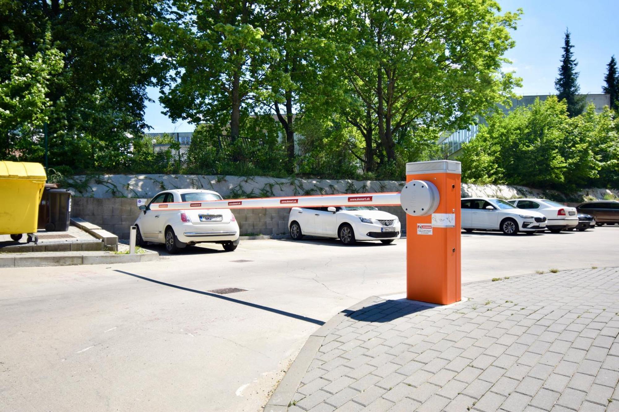 Apartament Saratovska Trenčín Zewnętrze zdjęcie